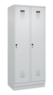 Garderobenschrank Evolo PLUS Sockel 800mm lichtgrau/lichtgrau 2 Abt.C+P