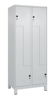 Garderobenschrank Classic PLUS Füße 800mm lichtgrau/lichtgrau 4 Abt. C+P