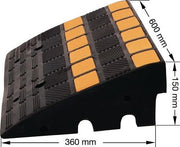 Bordsteinrampe L600xB360xH150mm Gum.schwarz/gelb m.2 Ablauf-/Kabelkanälen